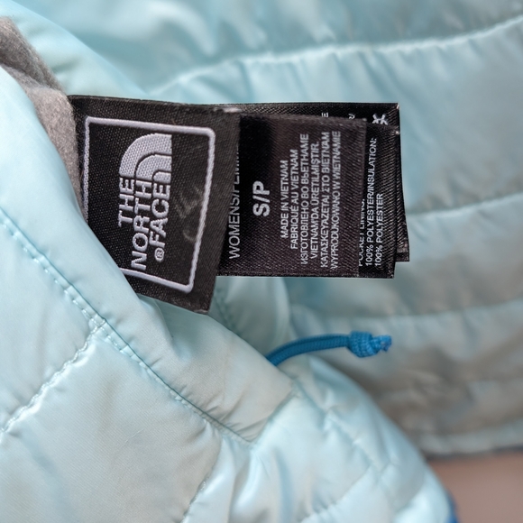 The North Face Mossbud Reversible Furry Fleece Puffer Jacket Women's Small - Picture 11 of 11